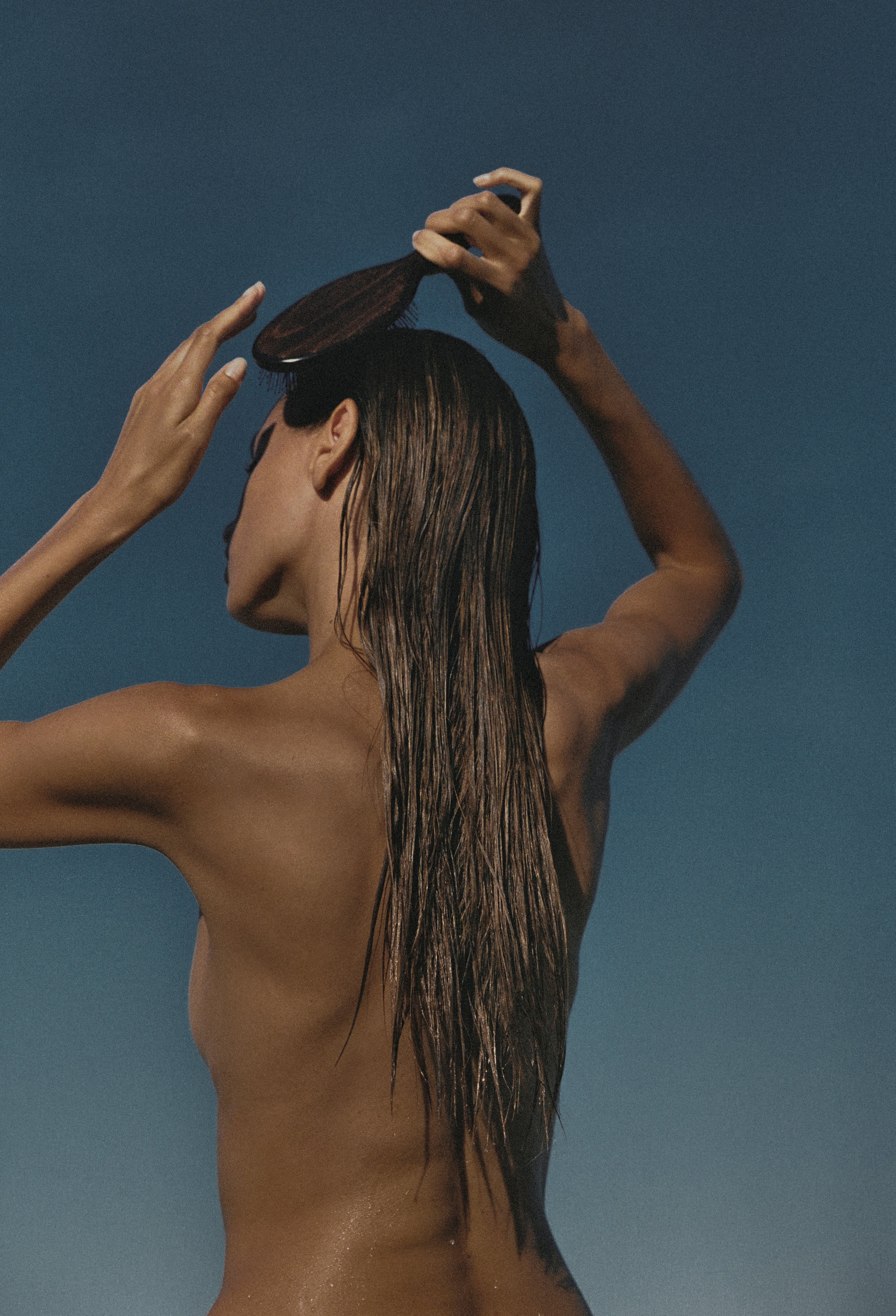 THE MERMAID BRUSH - WET DETANGLING BRUSH