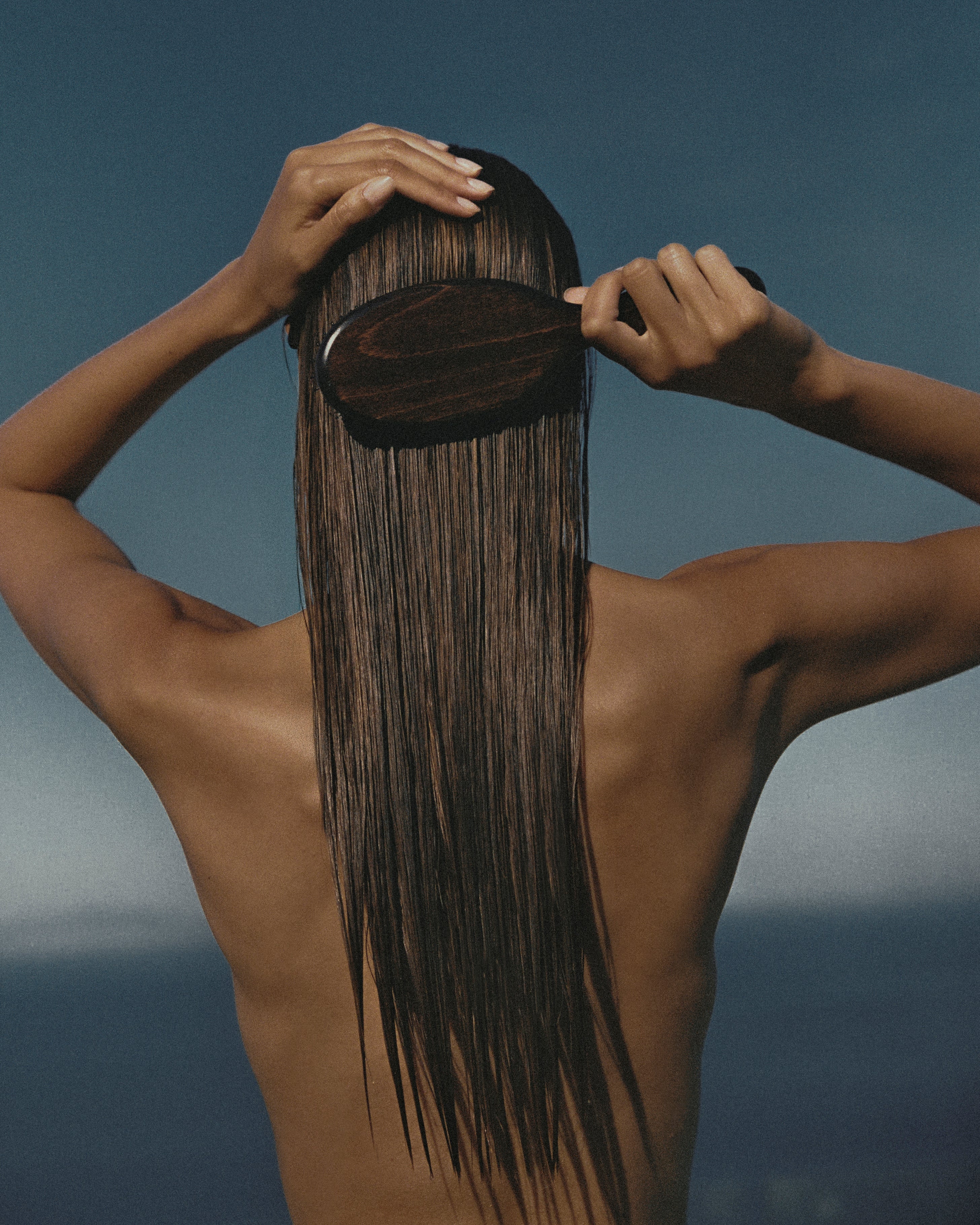 THE MERMAID BRUSH - WET DETANGLING BRUSH