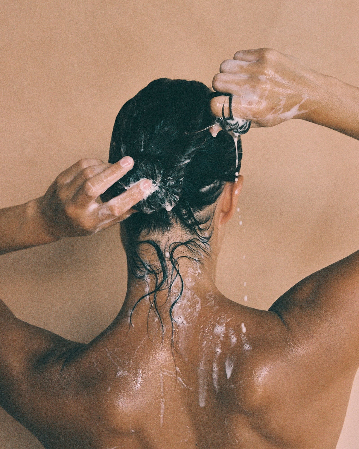 GROWING SEASON SHAMPOO NOURISHING, PLANT-BASED SHAMPOO