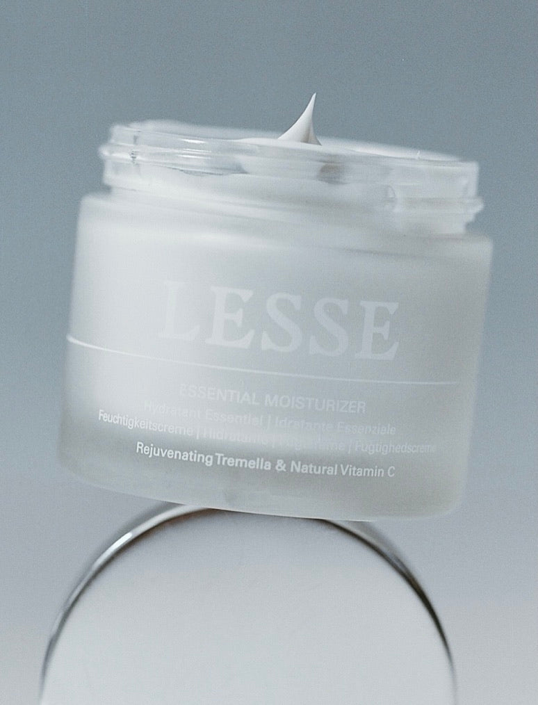 Why We Love the LESSE Moisturizer